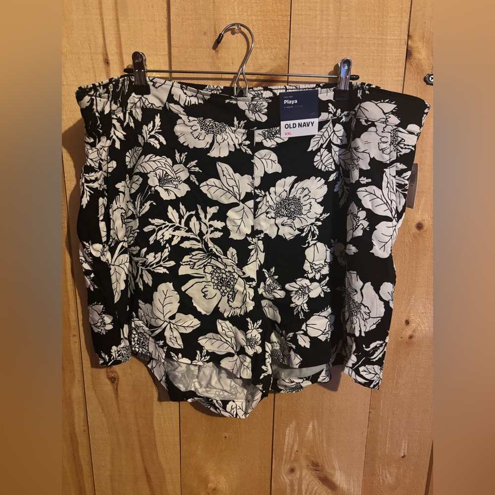 Old Navy Shorts XXL